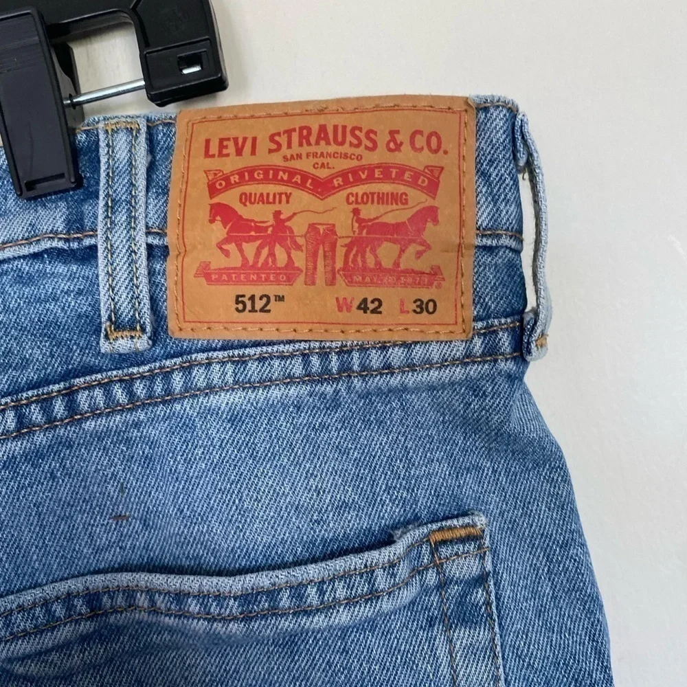 Men’s Levi’s 512 42 x 30 light wash distressed denim jeans